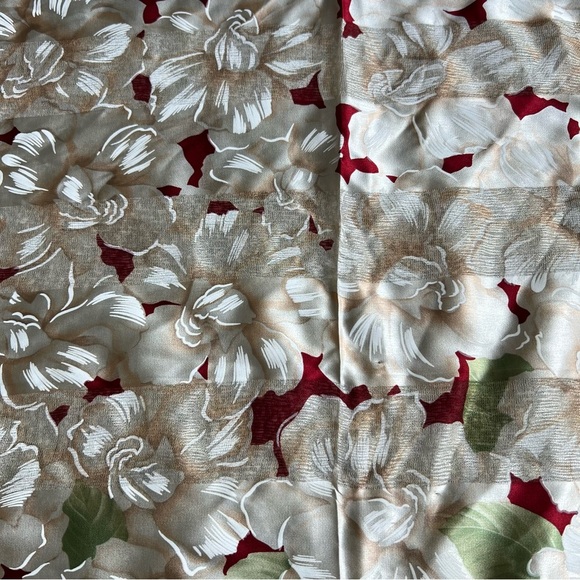 Bayadere 100% Silk Floral Red and White Scarf, 34” x 34” - Picture 3 of 7